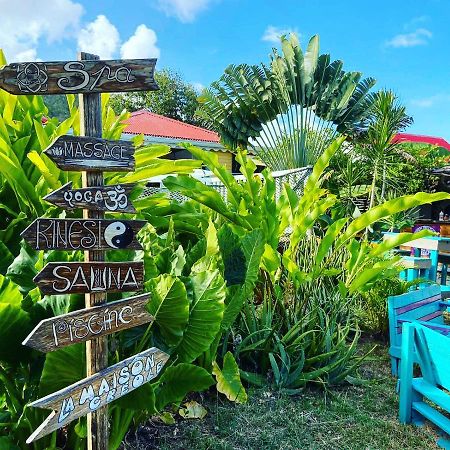 Gites Titanse, Le Jardin D'Antonin Capesterre Luaran gambar